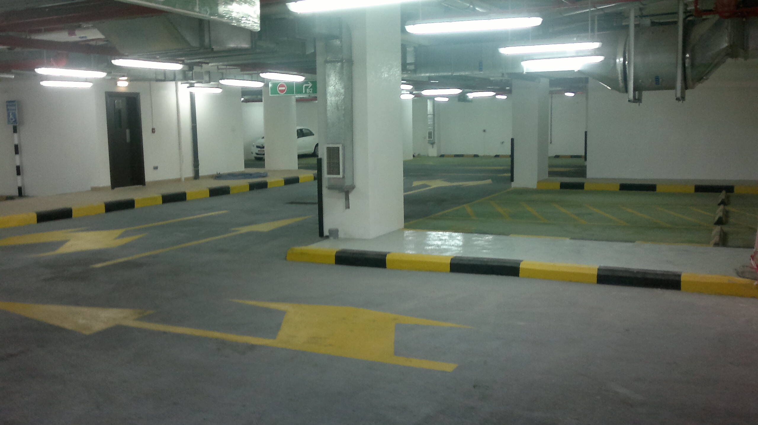 COMMERCIAL  RESIDENTIAL BUILDING LDG, ABUDHABI E25, C66 BASEMENT CARPARK TRAFFIC COATING